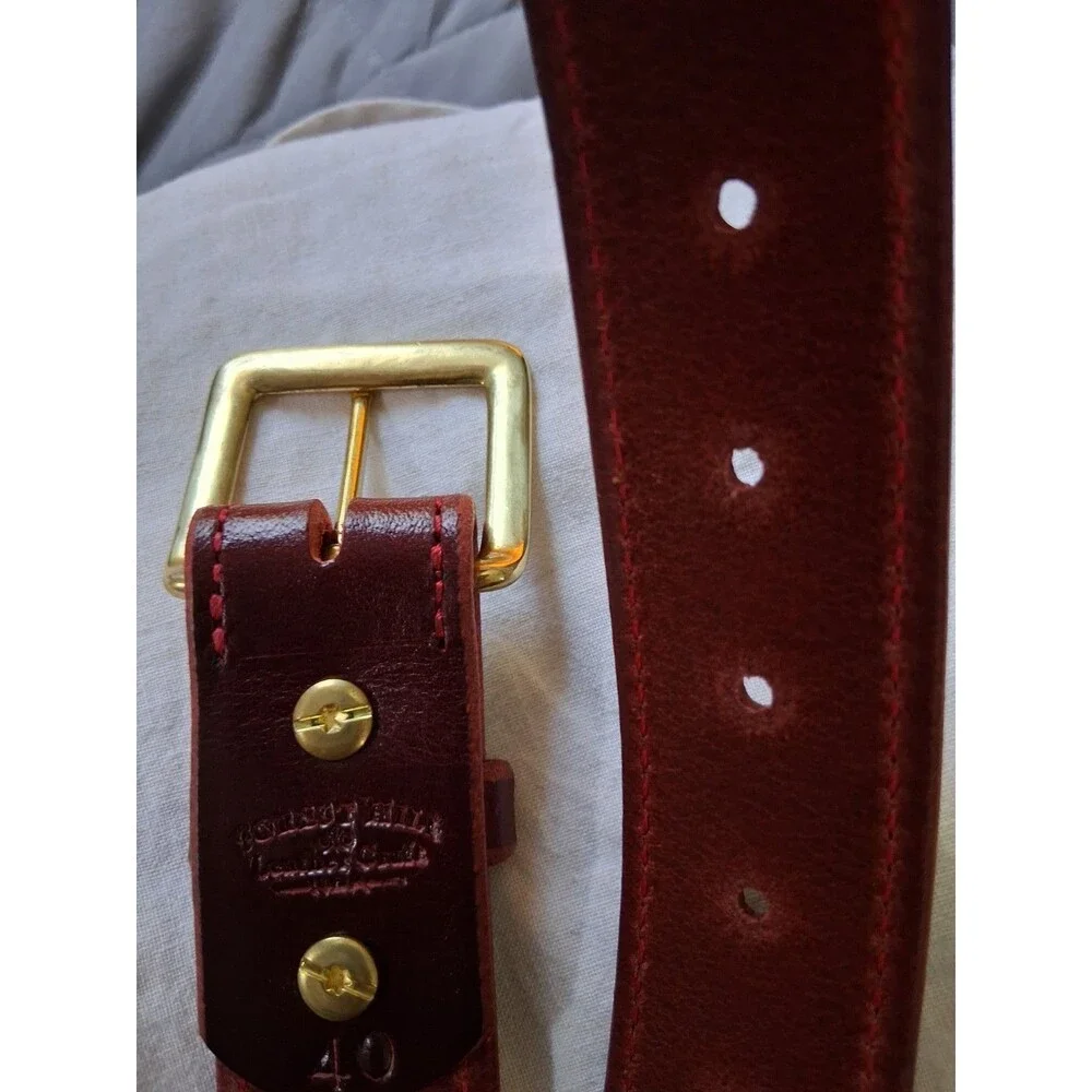 Forrest Hill Amish Made Leather Men's Red  Belt Size 40 1.75in Adjustable Buckle